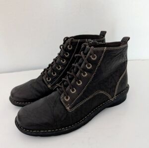 Clarks Nikki North Leather Lace Up Ankle Boots Women's Size 8 Brown Side Zip EUC